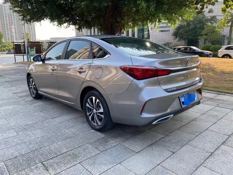 惠州20年長安汽車逸動5