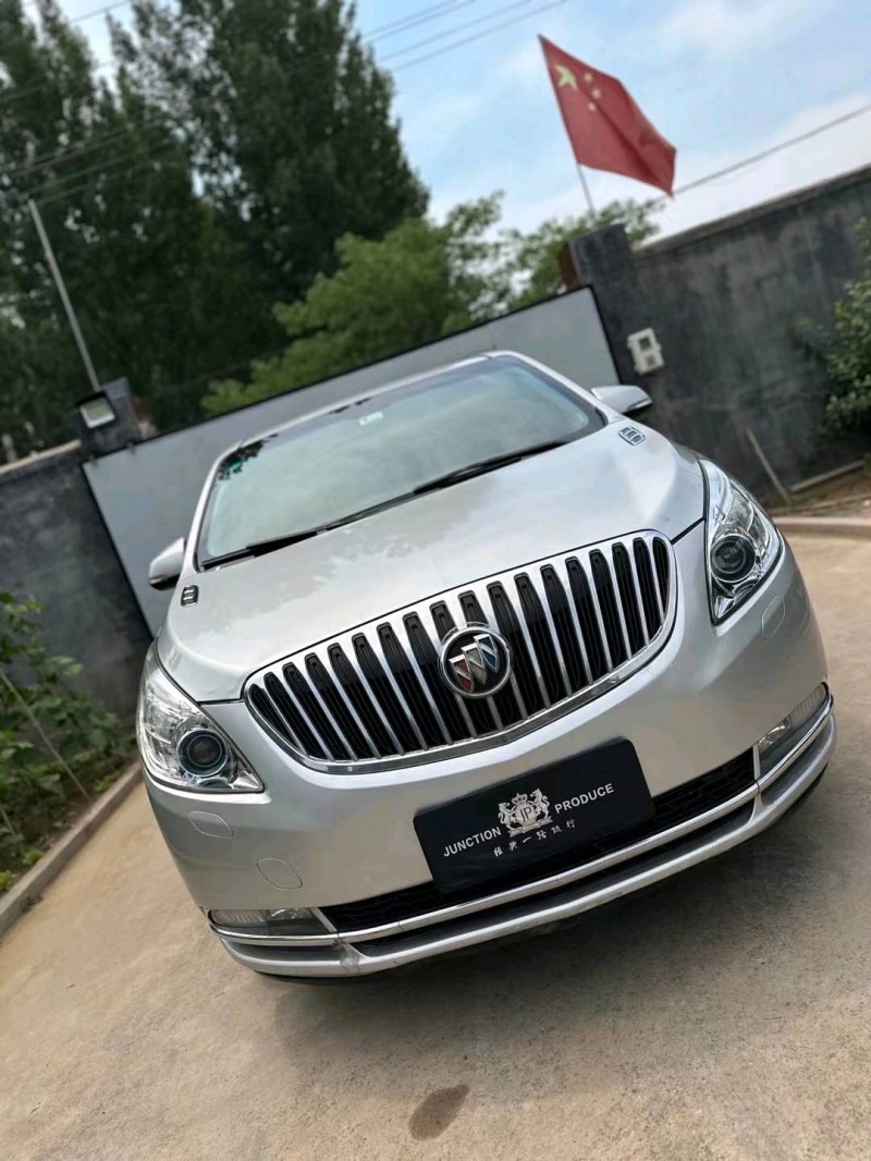 东营13年别克GL81