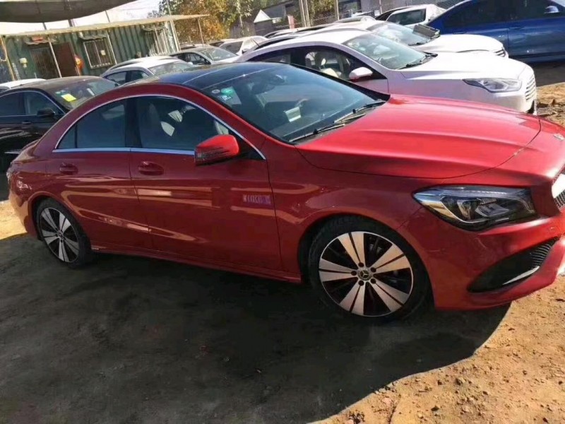 邯郸17年奔驰CLA3