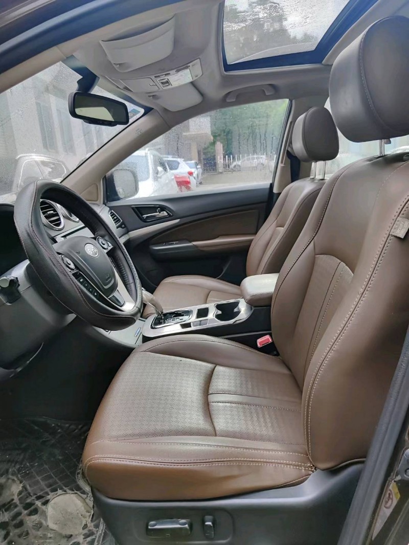 广州15年比亚迪S76