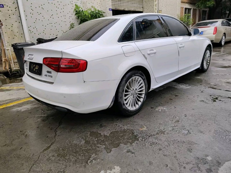 广州15年奥迪A4L8