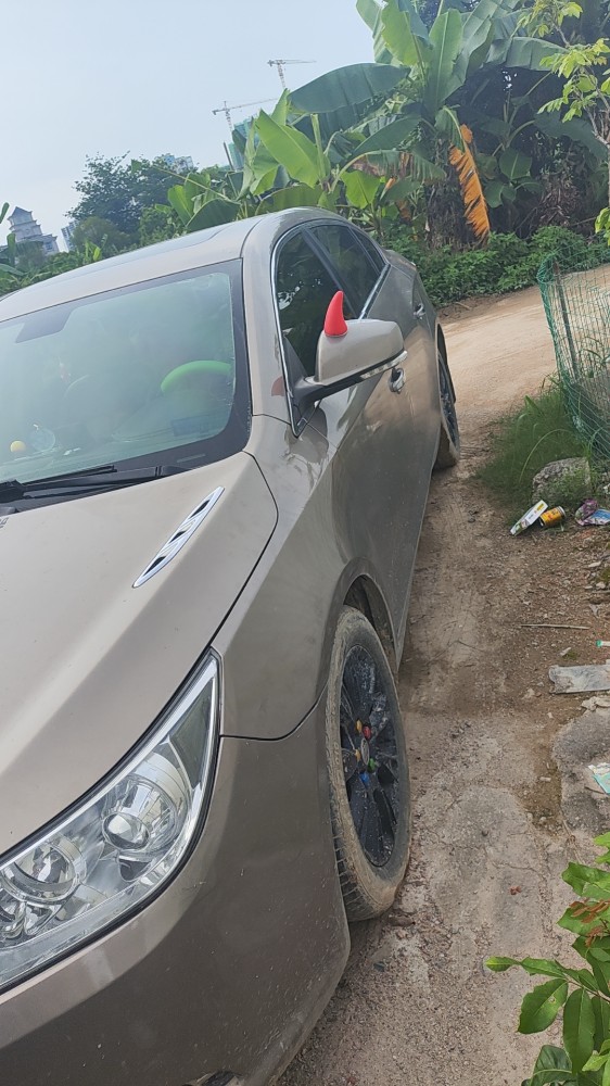 中山13年别克君越2