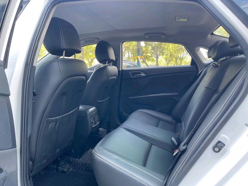 济宁18年现代名图4