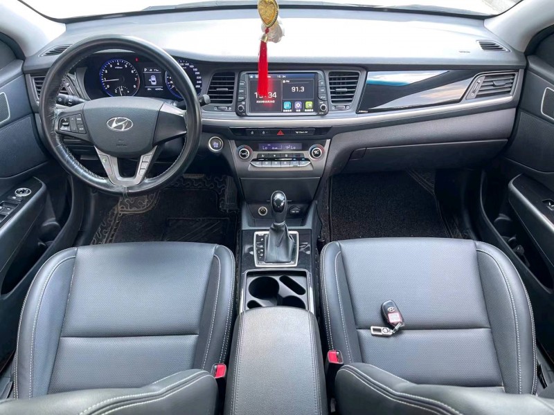 济宁18年现代名图5