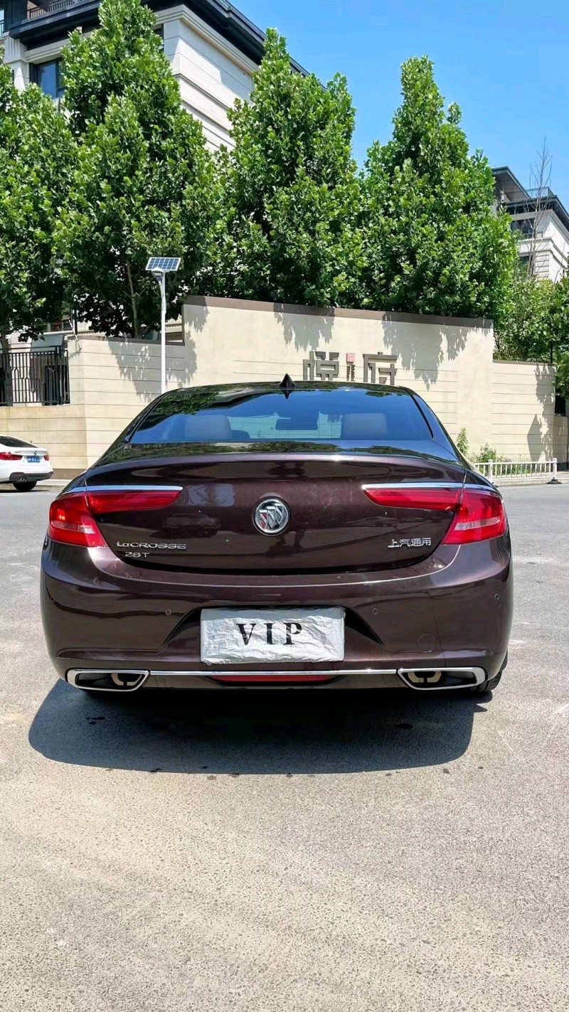 廊坊18年别克君越9