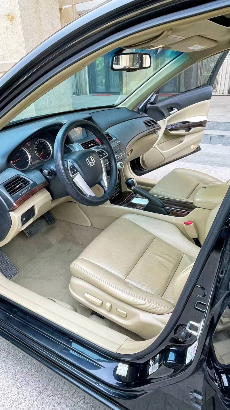 廊坊13年本田雅阁4