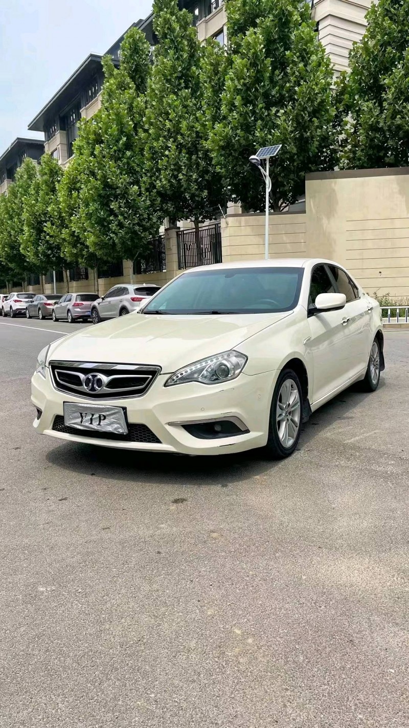 廊坊14年北汽绅宝D702