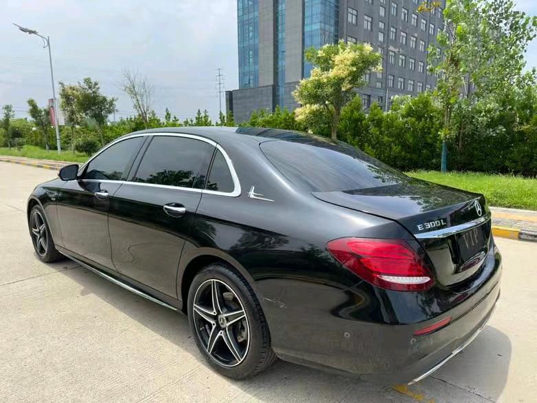 盐城20年奔驰E8