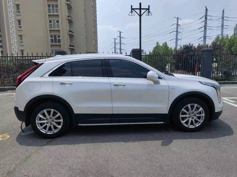 东营22年凯迪拉克XT48