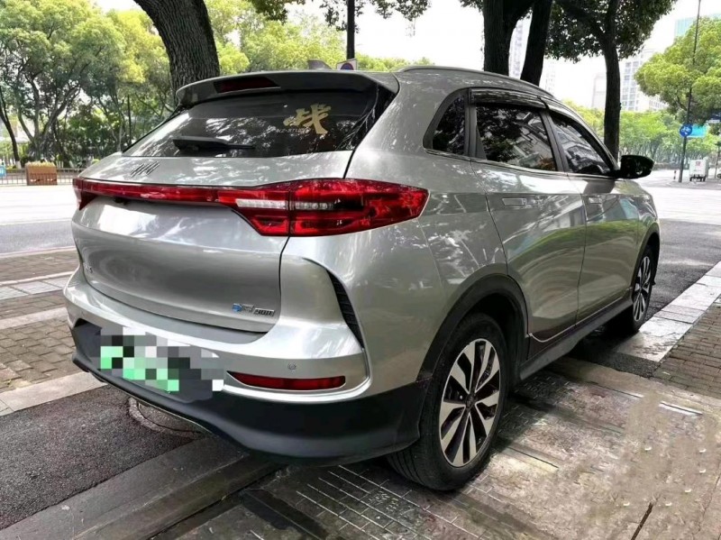 珠海20年威马汽车EX-56