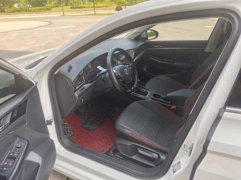 宜昌21年大众宝来4