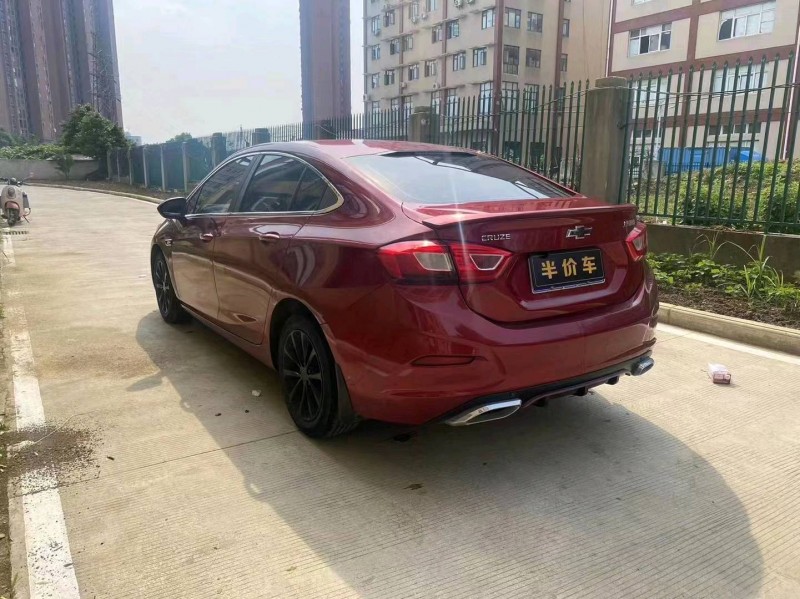 宜昌17年雪佛兰科鲁兹8