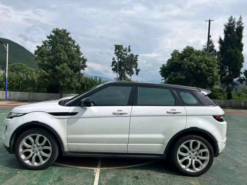 衡阳14年路虎极光4