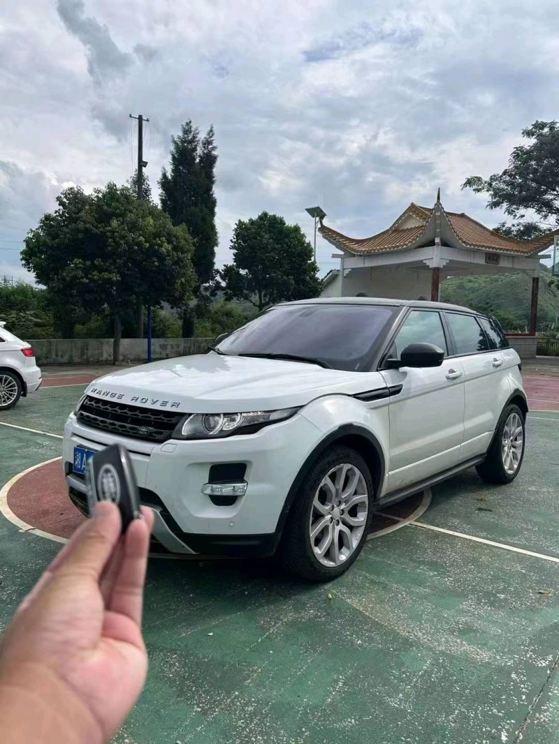 衡阳14年路虎极光9