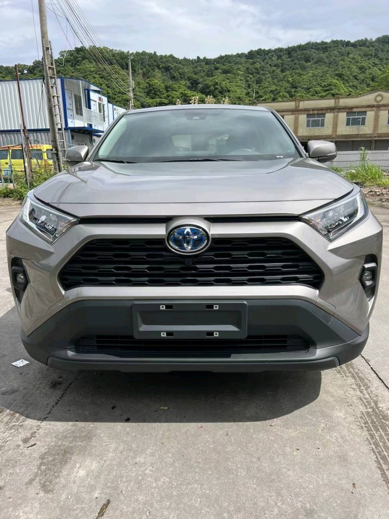 中山23年丰田RAV41