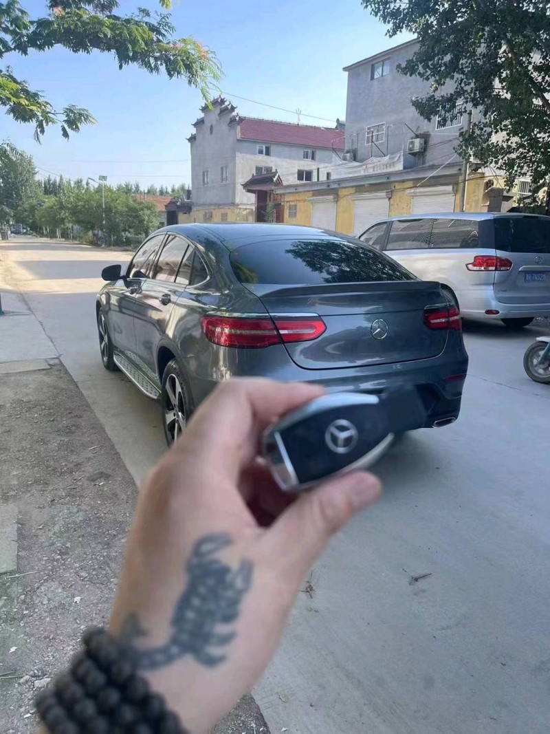 枣庄19年奔驰GLC4