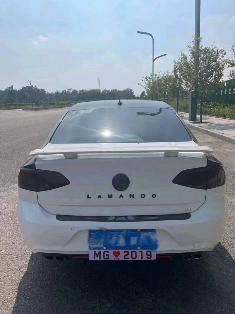 济南18年大众凌渡9