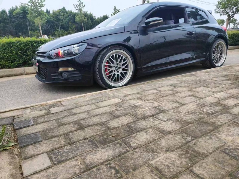 济南12年大众尚酷2