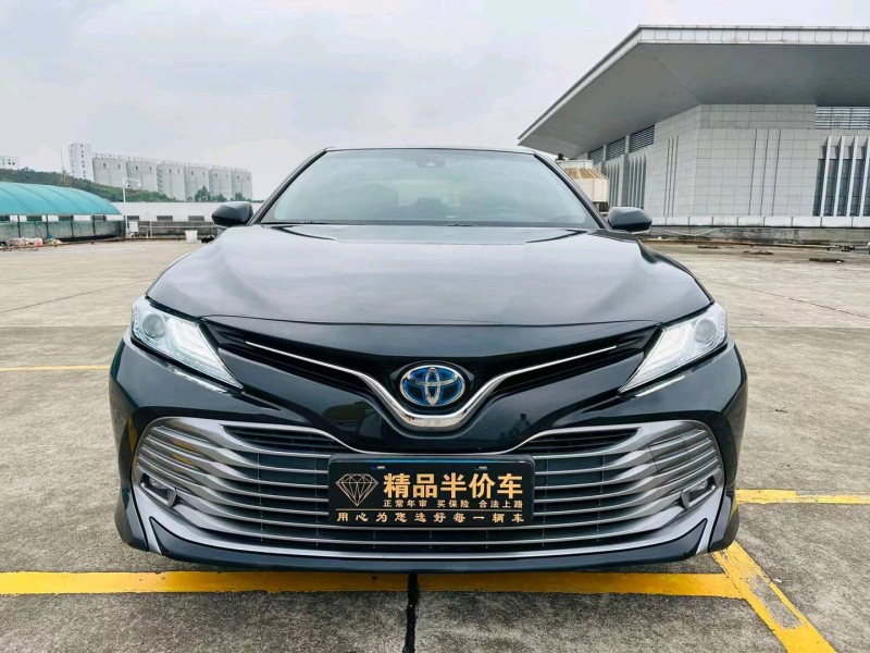 深圳19年丰田凯美瑞1