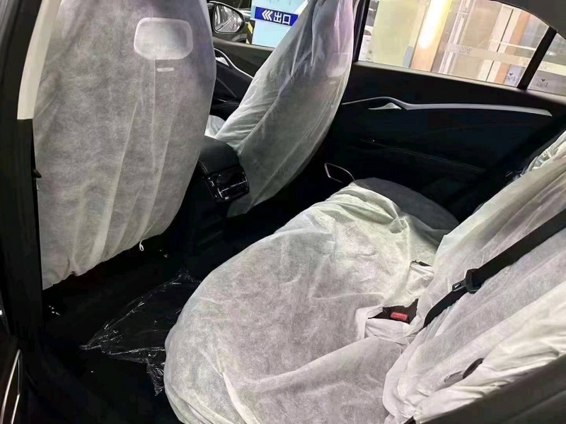 臺州23年哪吒U6