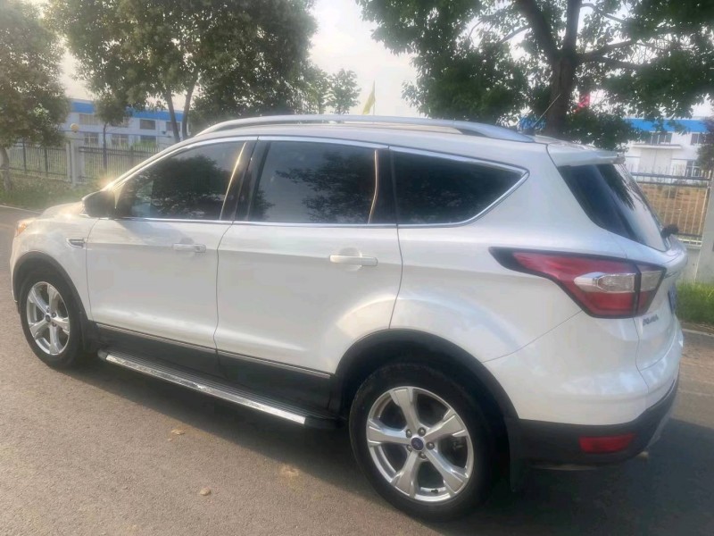 宿迁18年福特翼虎8