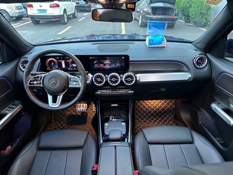 广州21年奔驰GLB8