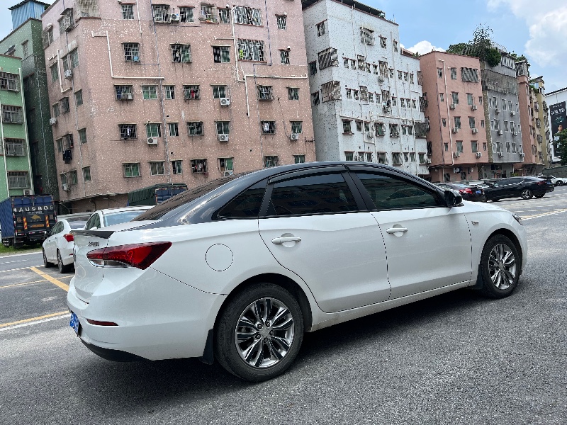 广州21年别克英朗3