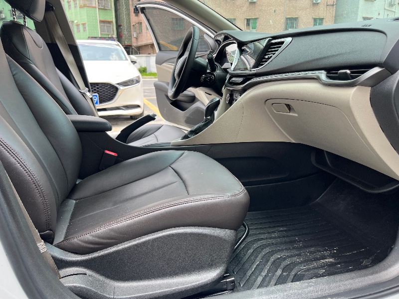 广州21年别克英朗8