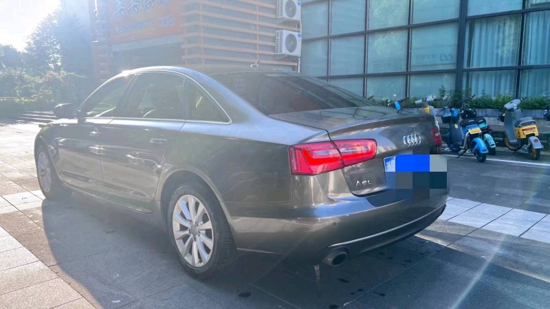 嘉兴13年奥迪A6L4