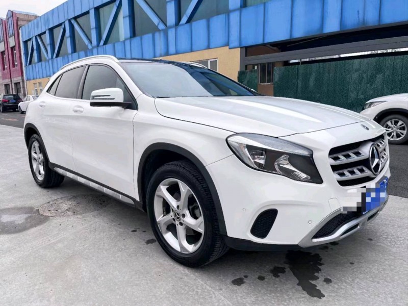 枣庄18年奔驰GLA2