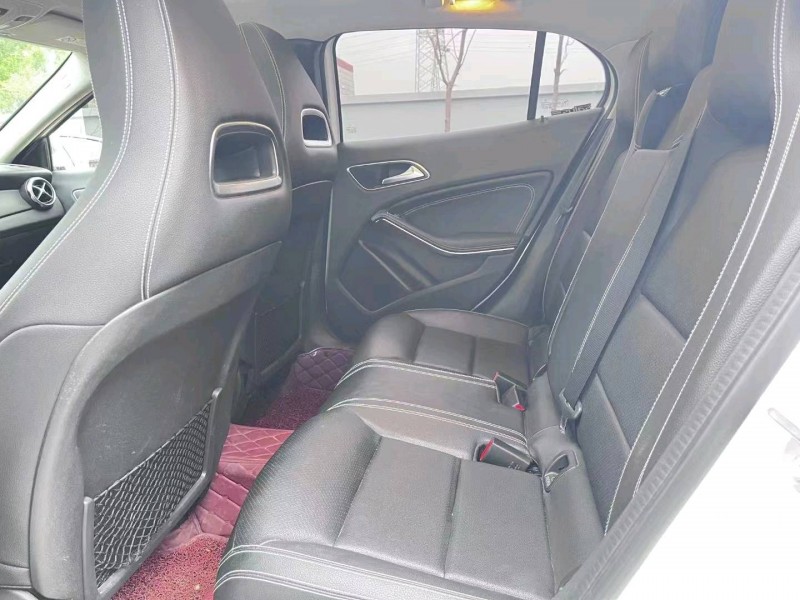 枣庄18年奔驰GLA8