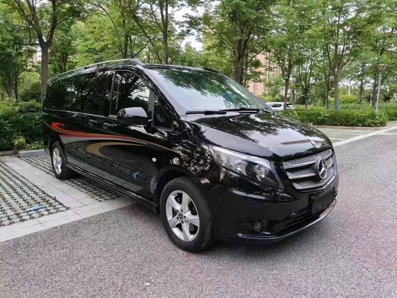 淮南19年奔驰威霆6