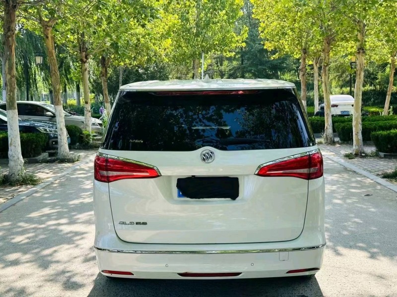 聊城20年别克GL89