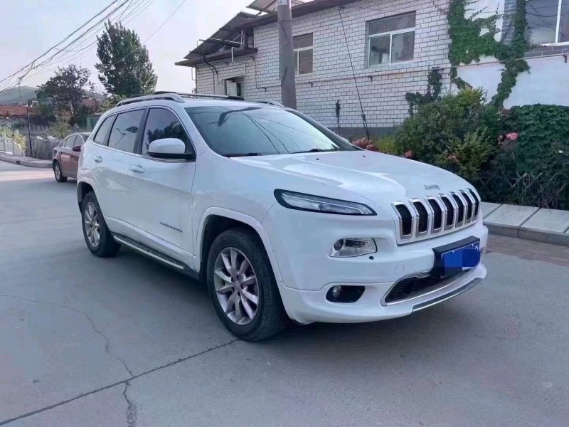 九江18年Jeep自由光4