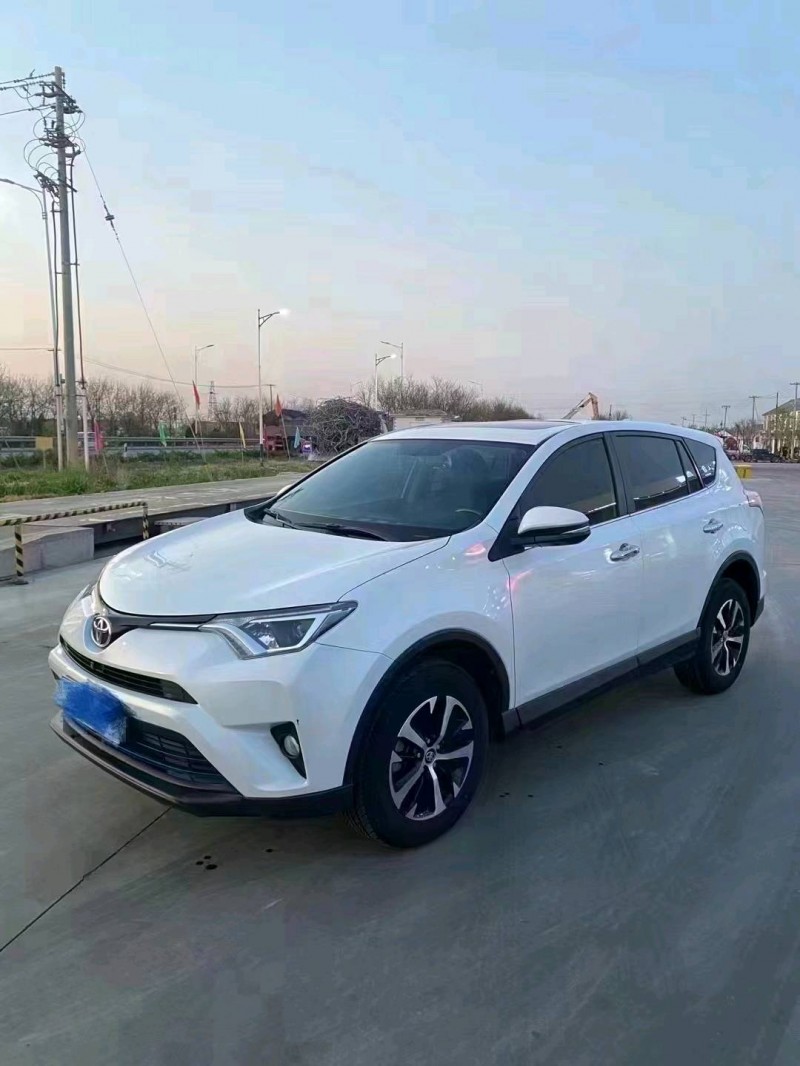 东营19年丰田RAV45