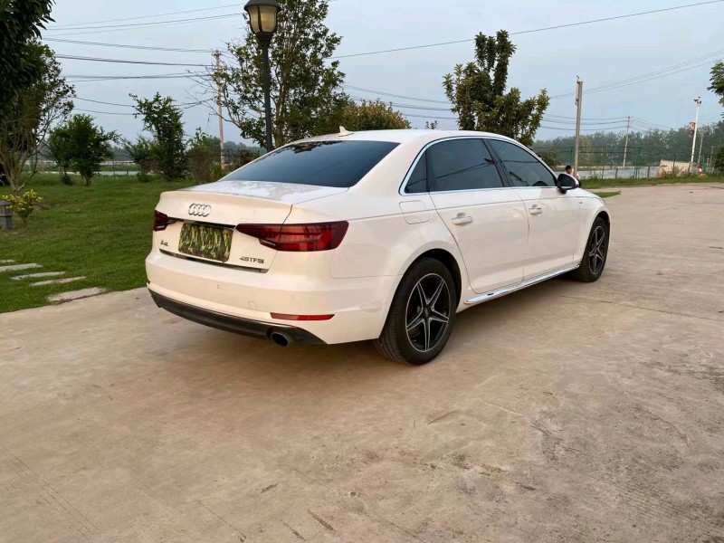 徐州17年奥迪A4L8