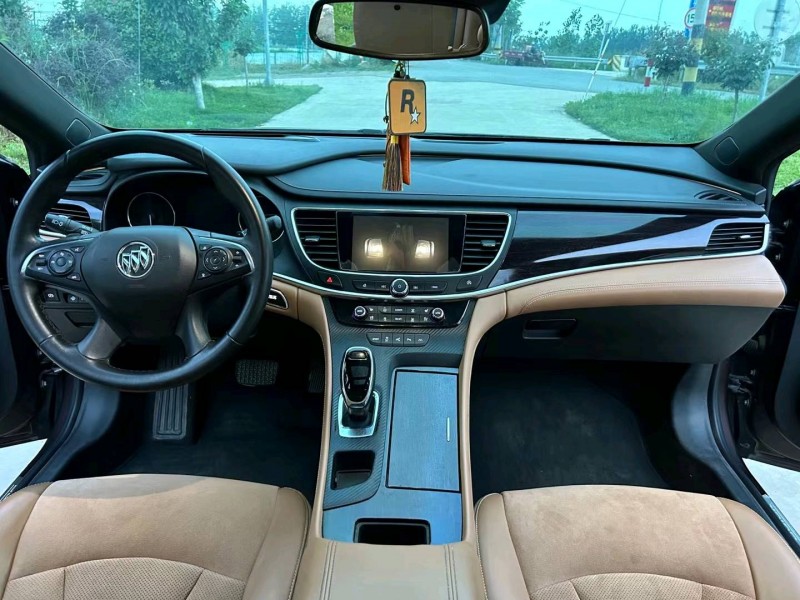 徐州18年别克君越5