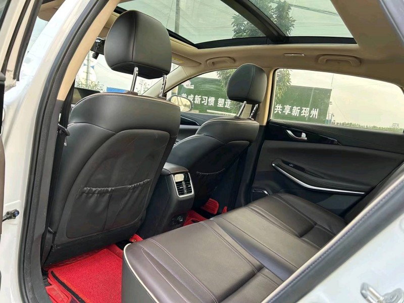 徐州19年長安汽車CC7
