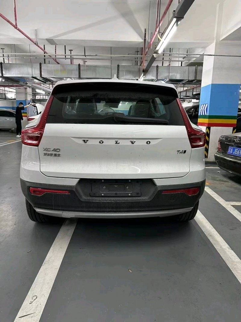 重庆22年沃尔沃XC408