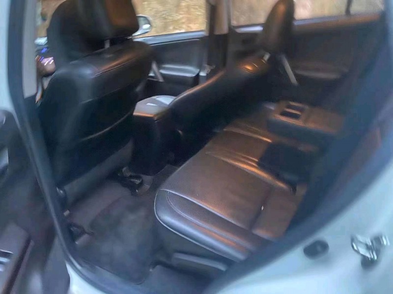 新余17年豐田RAV4榮放4