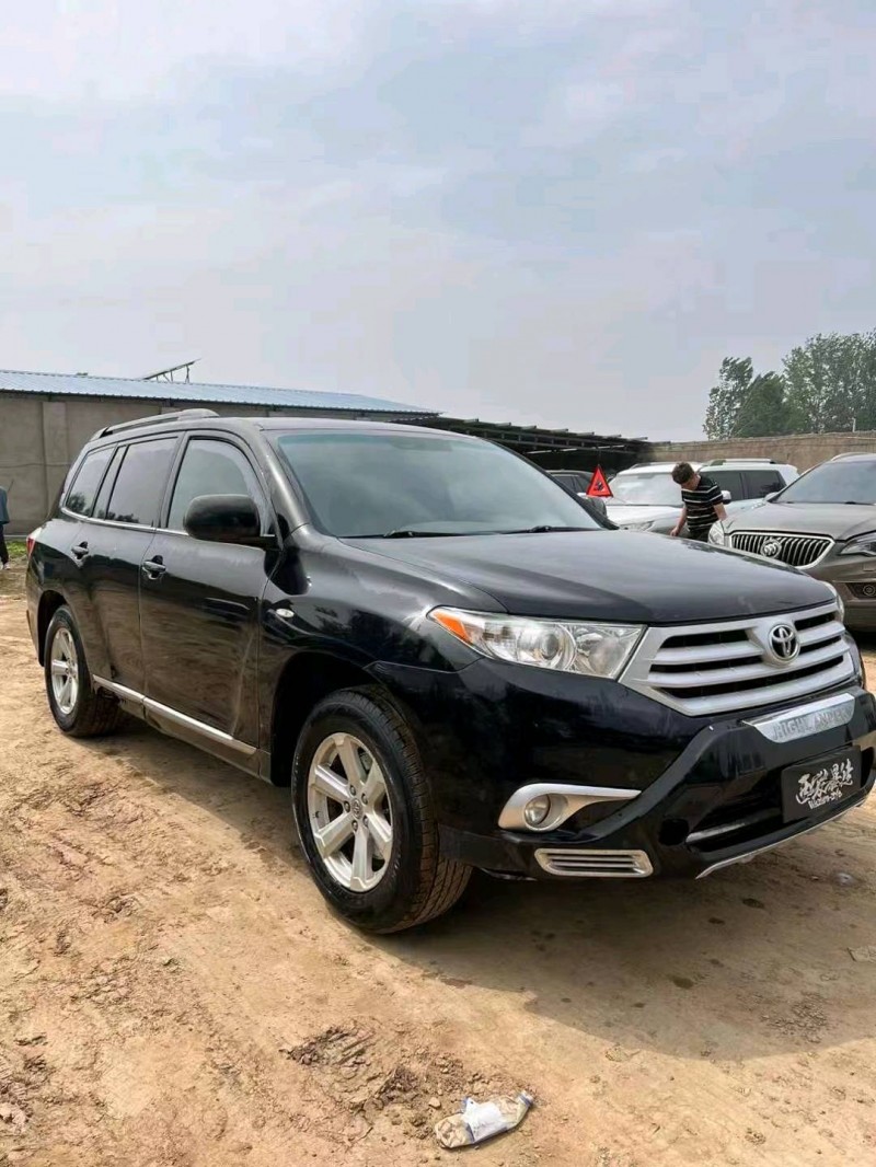 洛阳13年丰田汉兰达3