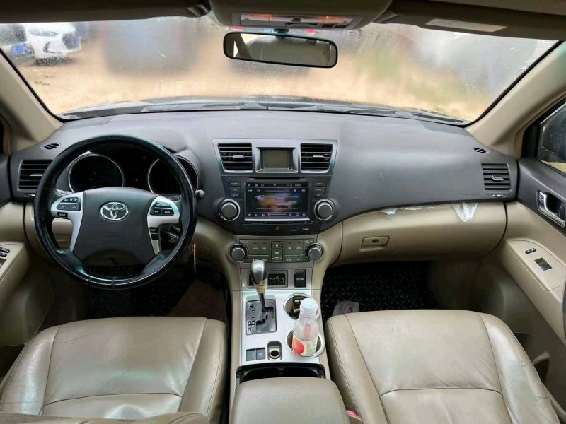 洛阳13年丰田汉兰达8