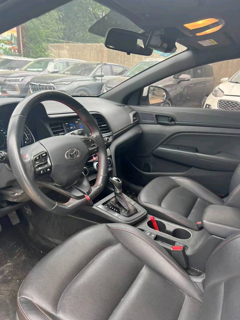 平顶山20年现代领动4