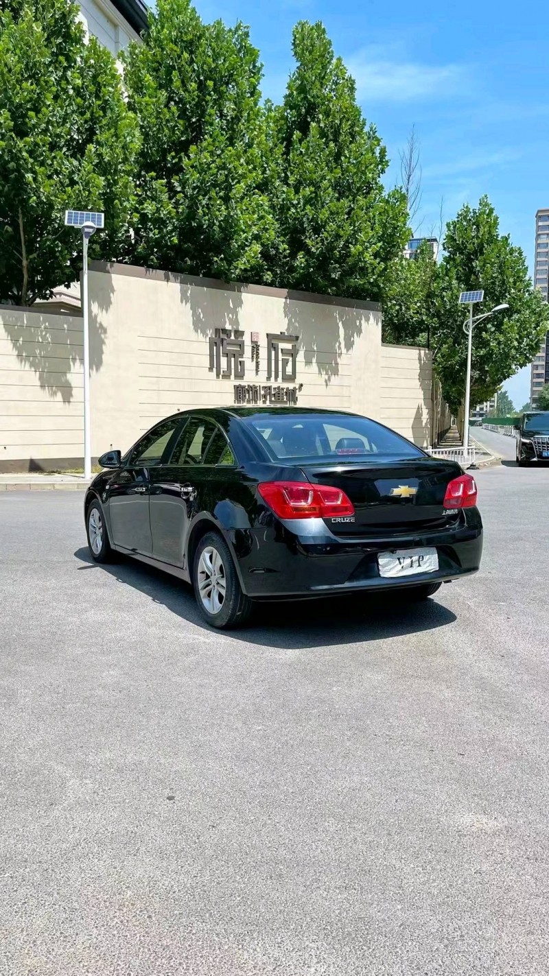 廊坊15年雪佛兰科鲁兹8