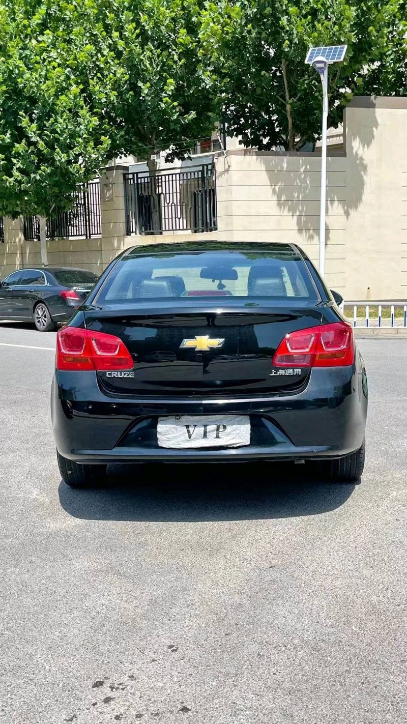 廊坊15年雪佛兰科鲁兹9