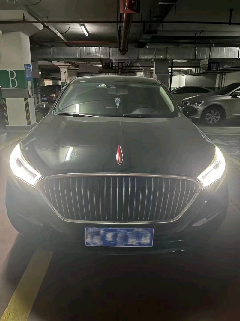 廈門19年紅旗H51