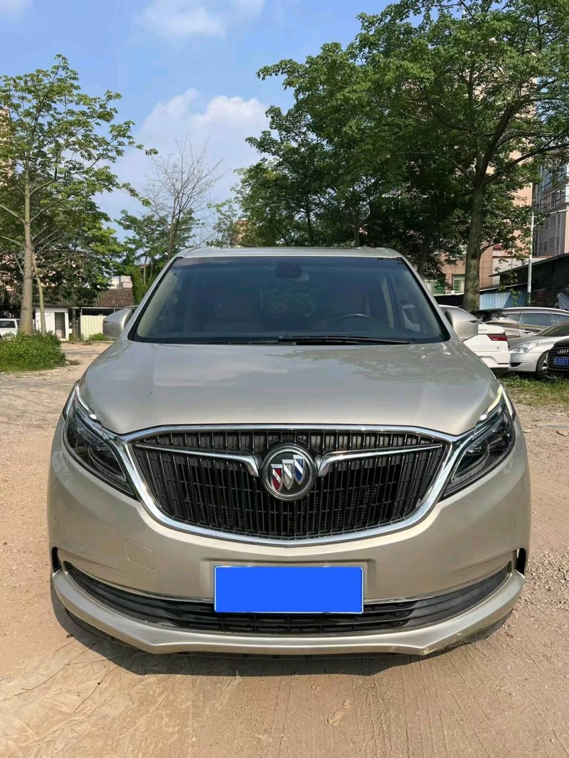 广州17年别克GL81