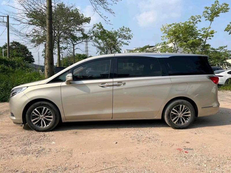 广州17年别克GL88