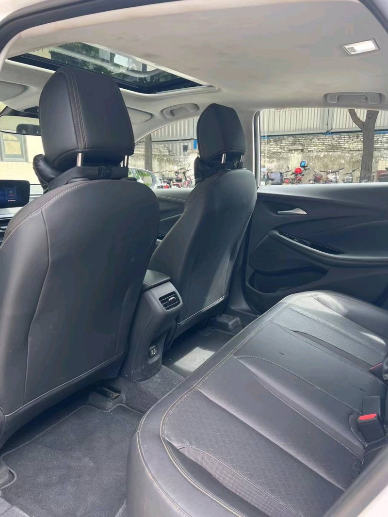 广州22年别克威朗6