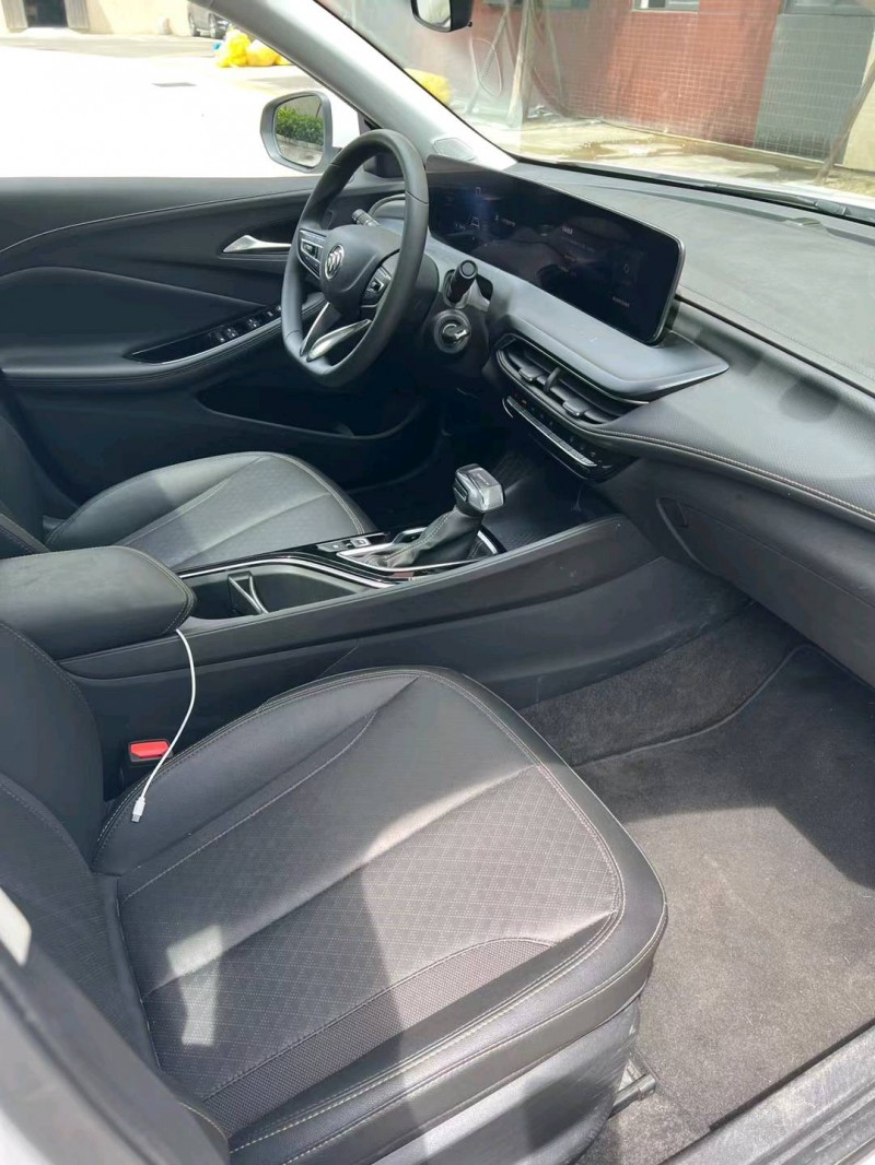 广州22年别克威朗8